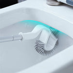 Balai-Brosse-WC-Silicone-Oslo-Perfect-Couleur-Blanc-Demonstration-Nettoyage-lepetitcoindesign.com